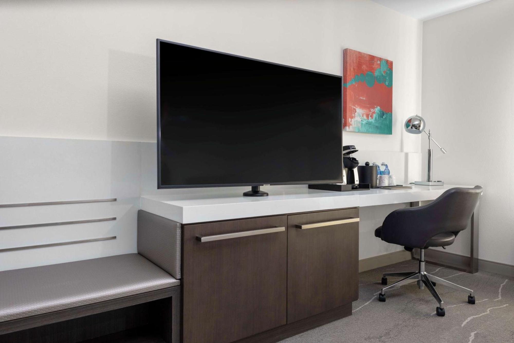Hilton Garden Inn Denver/Thornton Dış mekan fotoğraf