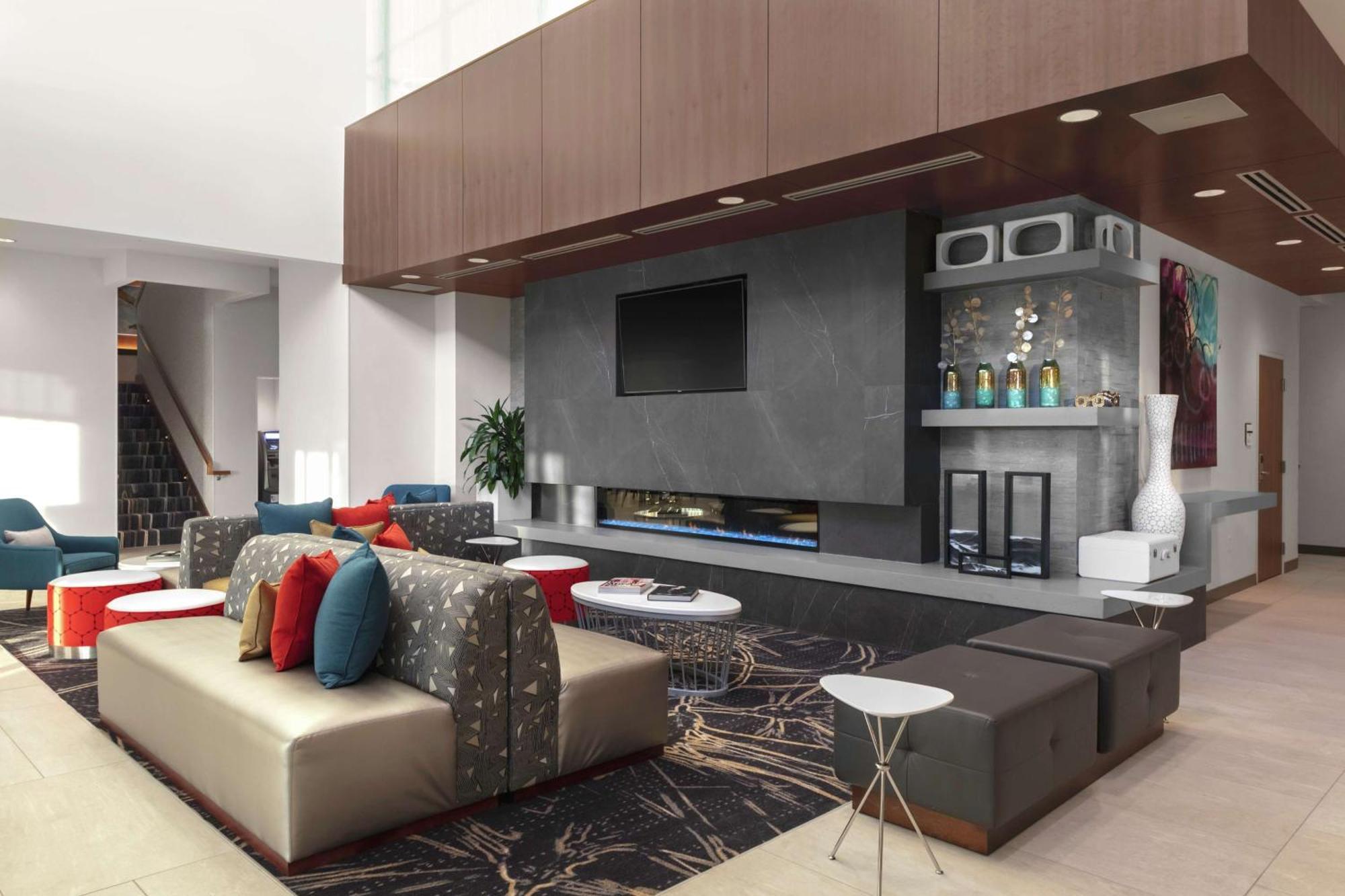 Hilton Garden Inn Denver/Thornton Dış mekan fotoğraf